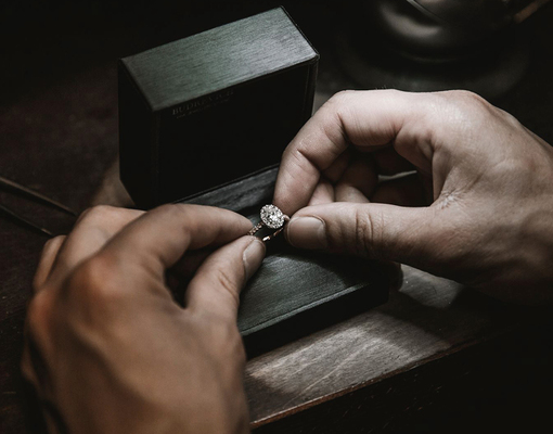 Непридуманные истории из жизни эмигрантов. История тридцать девятая: о создании ювелирной мастерской в Лондоне