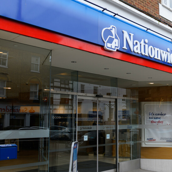 Nationwide запускает круглосуточный СМС-сервис поддержки ментального здоровья клиентов