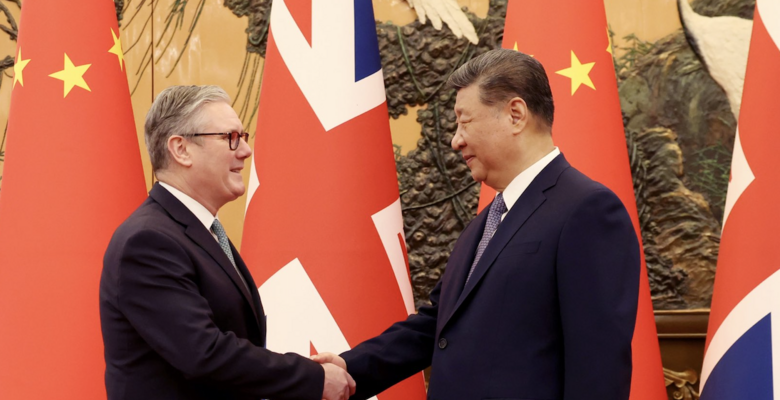 Премьер-министр Великобритании Кир Стармер на встрече с лидером КНР Си Цзиньпином. Фото: x.com/Keir_Starmer