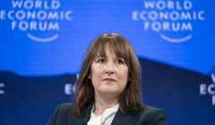 Профицит британского бюджета в январе оказался рекордным для этого месяца