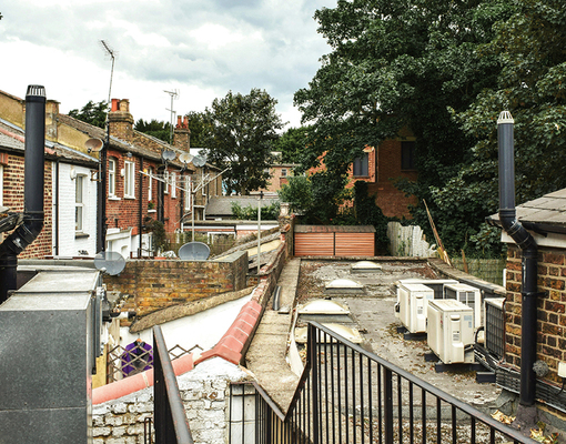 Соседи в Британии. Статья вторая: битвы за границы, заборы и свет