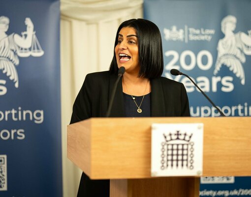 Статус беженцев в Великобритании будут проверять каждые два с половиной года