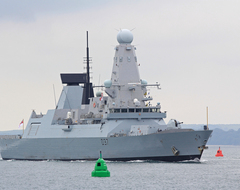 Великобритания может отправить эсминец для защиты базы на Кипре