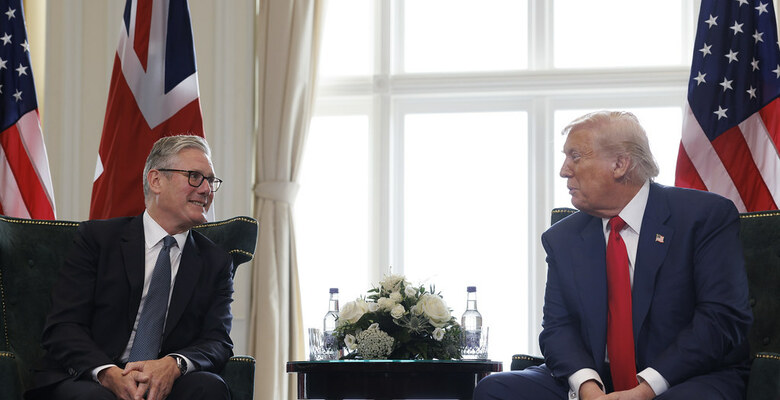 Кир Стармер и Дональд Трамп на встрече в июле 2025 года. Фото: пресс-служба премьер-министра  