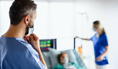 Вспышка менингита в Кентербери: большинство людей не вакцинированы от штамма B