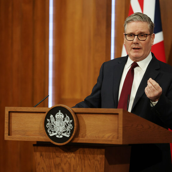 Избиратели неоднозначно оценивают позицию Стармера по войне с Ираном 