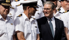 Кир Стармер разрешил задерживать подсанкционные суда в водах Великобритании