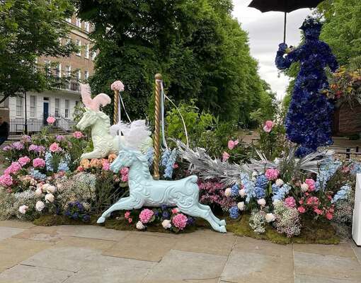 Неземная атмосфера: Лондон готовится принимать фестиваль цветочного искусства Chelsea in Bloom