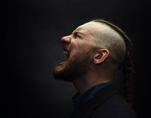 Мачизм в обществе сопряжен с несчастьем и бедностью