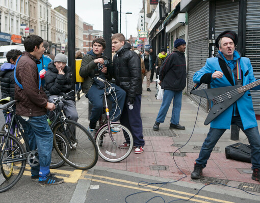 Мэр Лондона Садик Хан возрождает молодежные клубы