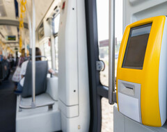 В Манчестере — как в Лондоне: единая система оплаты транспорта появится в Англии