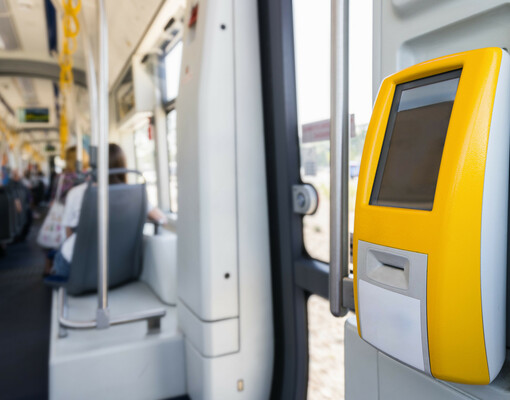 В Манчестере — как в Лондоне: единая система оплаты транспорта появится в Англии