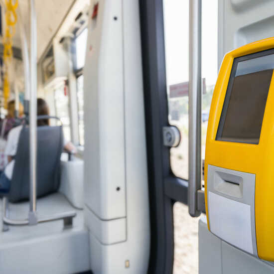 В Манчестере — как в Лондоне: единая система оплаты транспорта появится в Англии