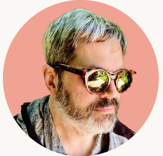 Алекс Крол, предприниматель, популярный техноблогер, автор бестселлера «Теория каст и ролей»