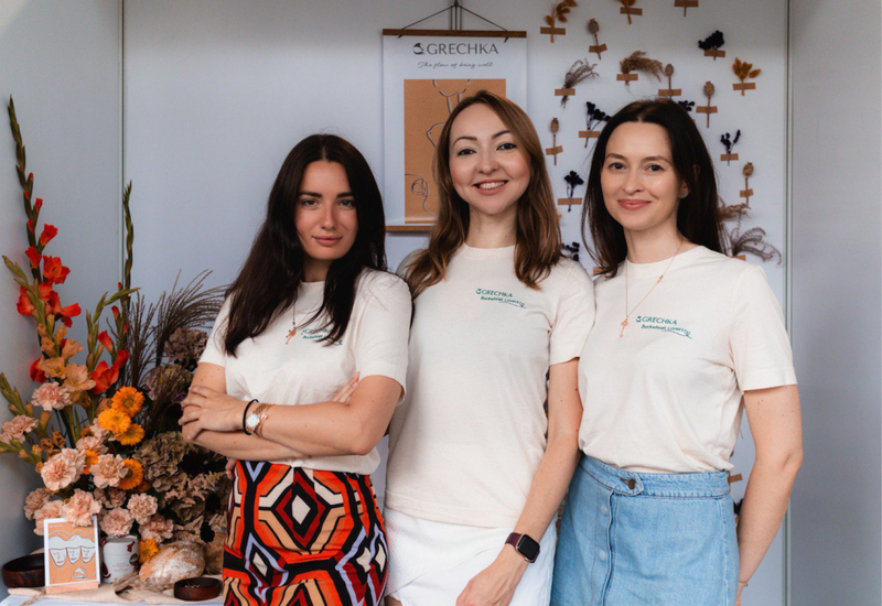 Дарья Мура, Малика Датта и Василиса Соловьева. Фото: Victoria Yakovets